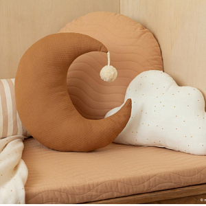 Подушка декоративная Nobodinoz "Pierrot Moon Caramel", карамельная, 36 x 32 см